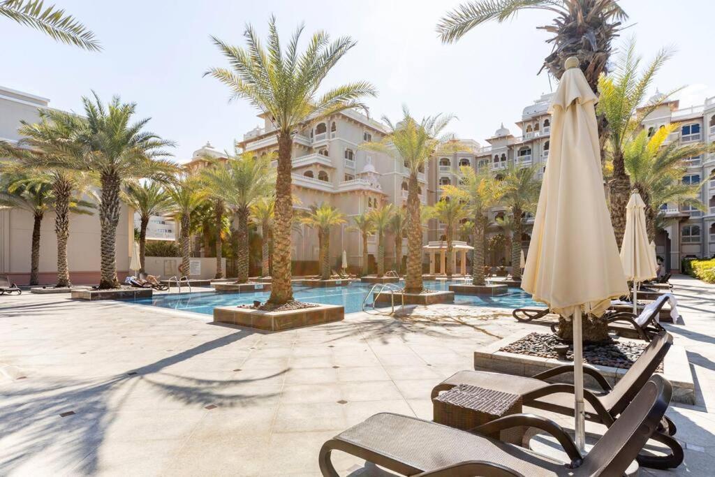 Luxury 1 Bedroom With A Private Beach Taj Granduer Residence At Palm Dubái Exterior foto