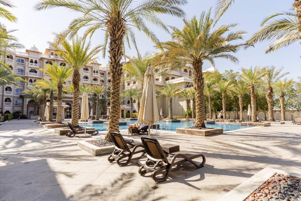 Luxury 1 Bedroom With A Private Beach Taj Granduer Residence At Palm Dubái Exterior foto